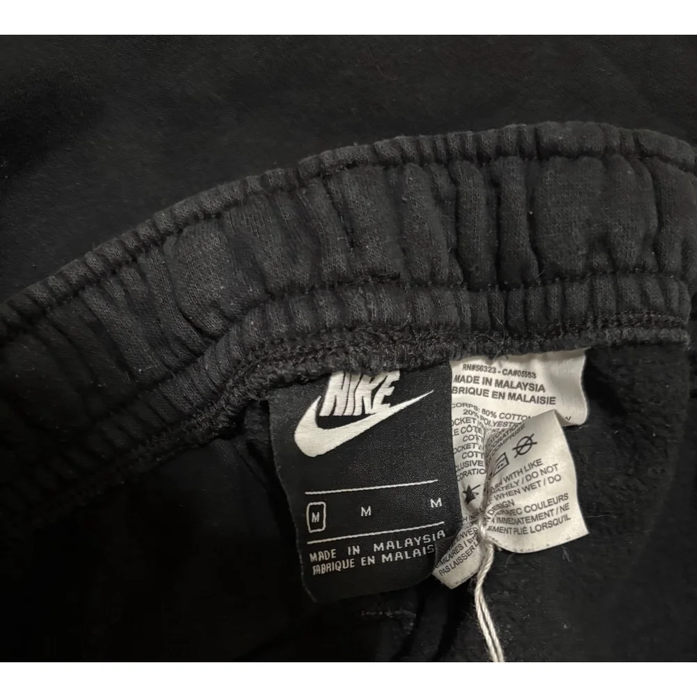 Nike shorts - Picture 3 of 3